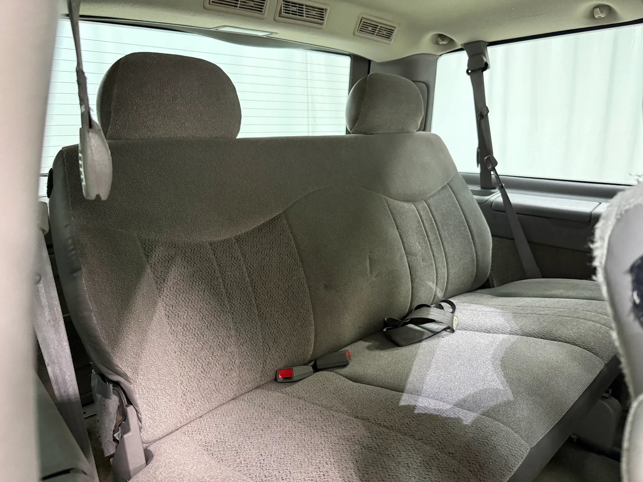 Used 2004 Chevrolet Astro Passenger AWD w/ LS Preferred Equipment Group image 18