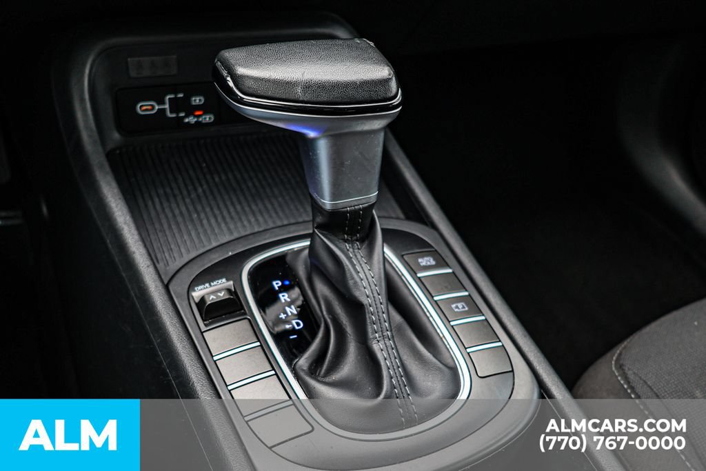Used 2024 Hyundai Kona SEL FWD image 40
