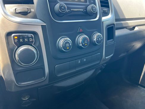 Used 2016 RAM 1500 Classic SLT RWD image 11