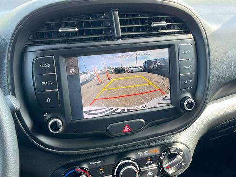 Used 2025 Kia Soul LX w/ LX Technology Package image 22
