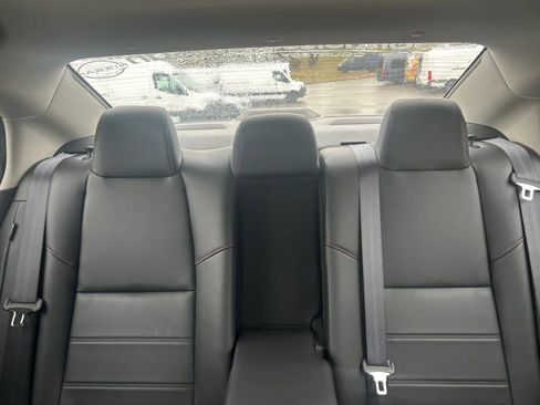 Certified 2025 Nissan Sentra SR w/ SR Premium Package image 17