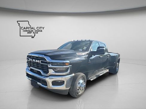 New 2026 RAM 3500 Tradesman AWD/4WD image 5