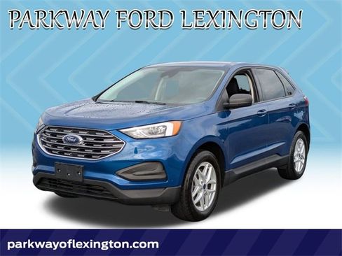 Used 2022 Ford Edge SE image 1