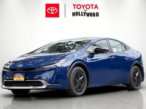 New 2026 Toyota Prius Plug-In Hybrid FWD image 7