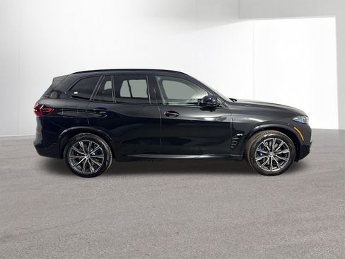 Used 2026 BMW X5 M60i image 37