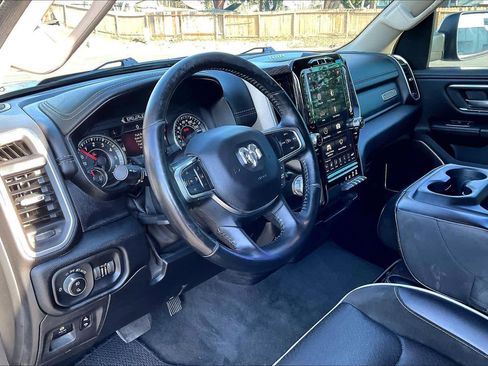 Used 2019 RAM 1500 Laramie image 17