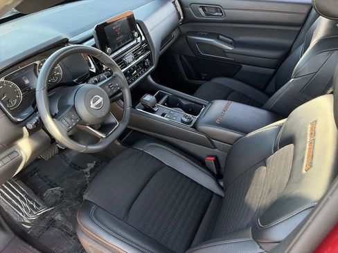 Used 2024 Nissan Pathfinder Rock Creek AWD/4WD image 6