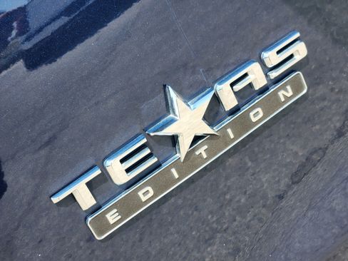 Used 2020 Chevrolet Silverado 1500 RST w/ Texas Edition RWD image 13