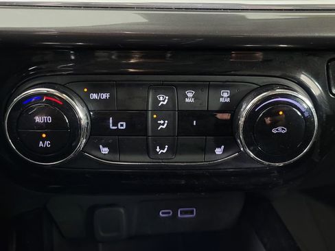 Used 2024 Chevrolet Trax ACTIV w/ Driver Confidence Package image 24