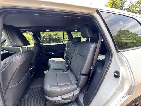 Used 2026 Lexus TX 350 AWD w/ Technology Package image 12