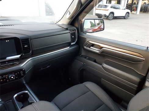 Used 2023 Chevrolet Silverado 1500 LT Trail Boss w/ Protection Package image 11