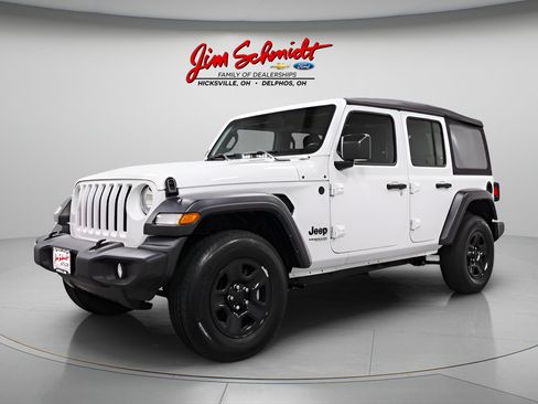 Used 2022 Jeep Wrangler Unlimited Sport AWD/4WD image 3