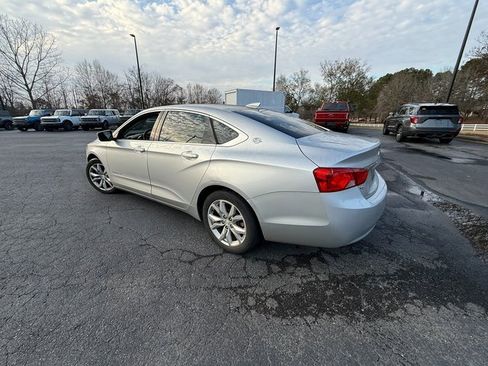 Used 2017 Chevrolet Impala LT image 5