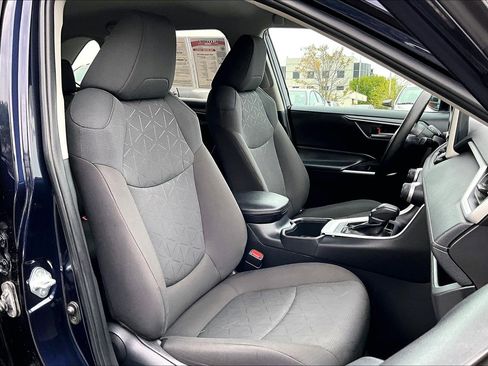 Used 2024 Toyota RAV4 XLE image 7