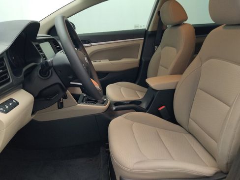 Used 2019 Hyundai Elantra SEL FWD image 17