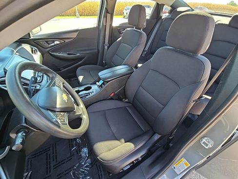 Used 2024 Chevrolet Malibu LT image 31