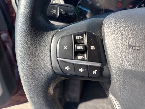 Used 2021 Ford Escape SE image 12