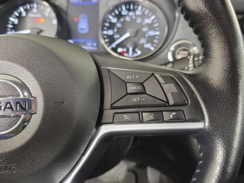 Used 2021 Nissan Rogue Sport SV AWD/4WD image 26