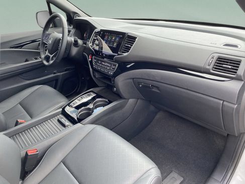 Used 2021 Honda Passport Touring image 9