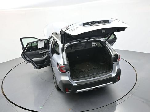 Used 2022 Subaru Outback Limited AWD/4WD image 37