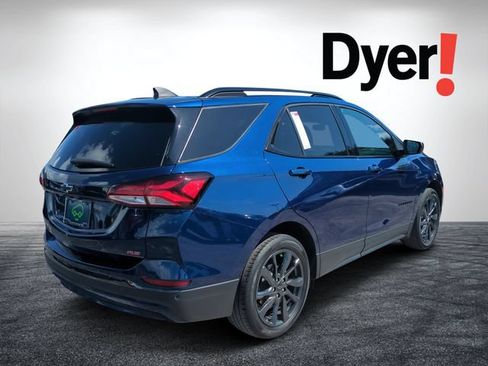 Certified 2023 Chevrolet Equinox RS FWD image 3
