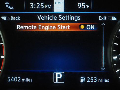 Used 2024 Nissan Murano Platinum w/ Cargo Package image 22