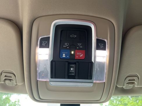 Used 2020 RAM 1500 Laramie image 22