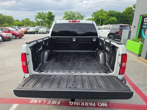 Used 2013 Chevrolet Silverado 1500 LT AWD/4WD image 17