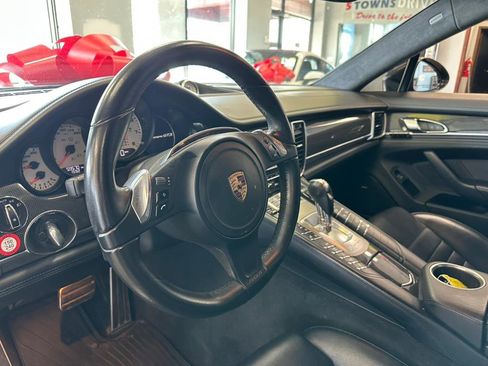 Used 2016 Porsche Panamera GTS image 23