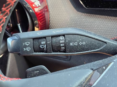 Used 2025 Chevrolet Equinox RS w/ Safety and Technology Package FWD image 19