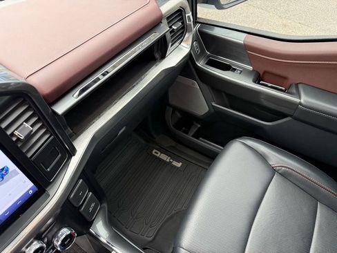 Used 2023 Ford F150 Lariat w/ Equipment Group 502A High image 39