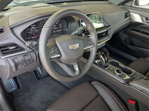 New 2025 Cadillac CT4 V image 10