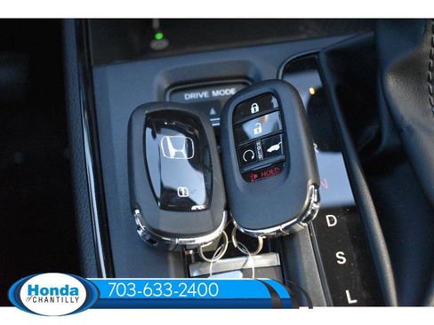 New 2026 Honda CR-V EX-L image 40