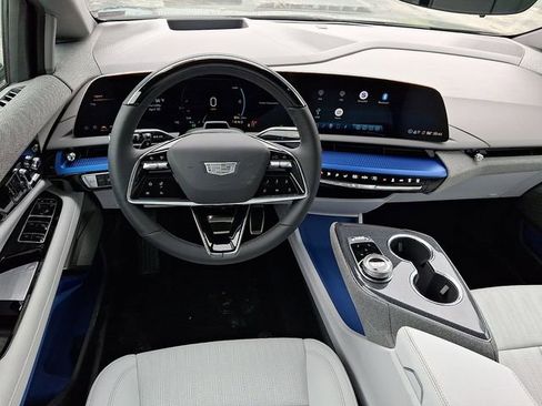 New 2026 Cadillac Optiq Sport 2 AWD/4WD image 7