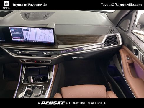 Used 2024 BMW X5 xDrive40i w/ Premium Package image 21