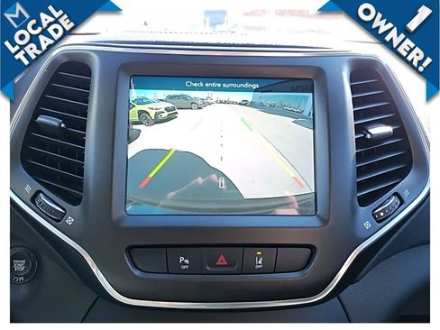 Used 2022 Jeep Cherokee Trailhawk w/ Comfort/Convenience Group image 43