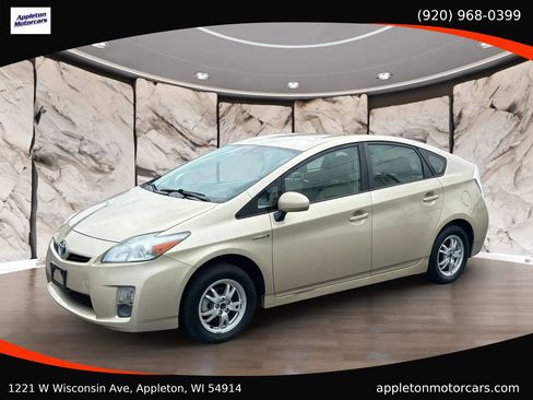 Used 2011 Toyota Prius Four FWD image 2