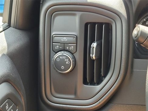 New 2026 Chevrolet Silverado 1500 Custom image 19