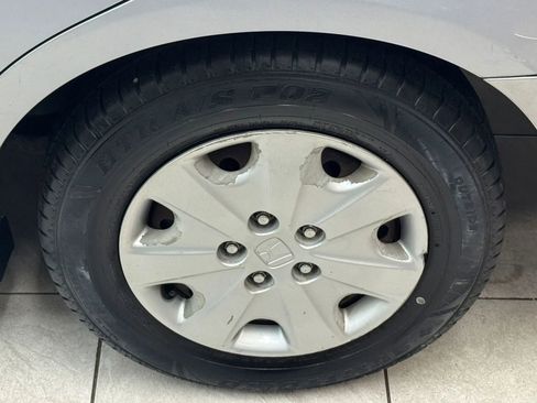 Used 2004 Honda Accord LX image 32