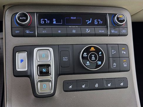 Used 2020 Hyundai Palisade Limited image 18