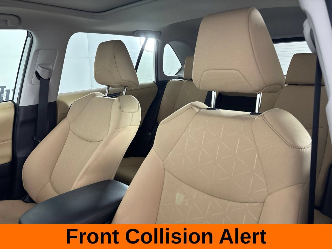 Used 2025 Toyota RAV4 XLE w/ Convenience Package FWD image 14