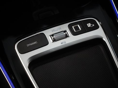 Certified 2026 Mercedes-Benz GLB 250 4MATIC image 27