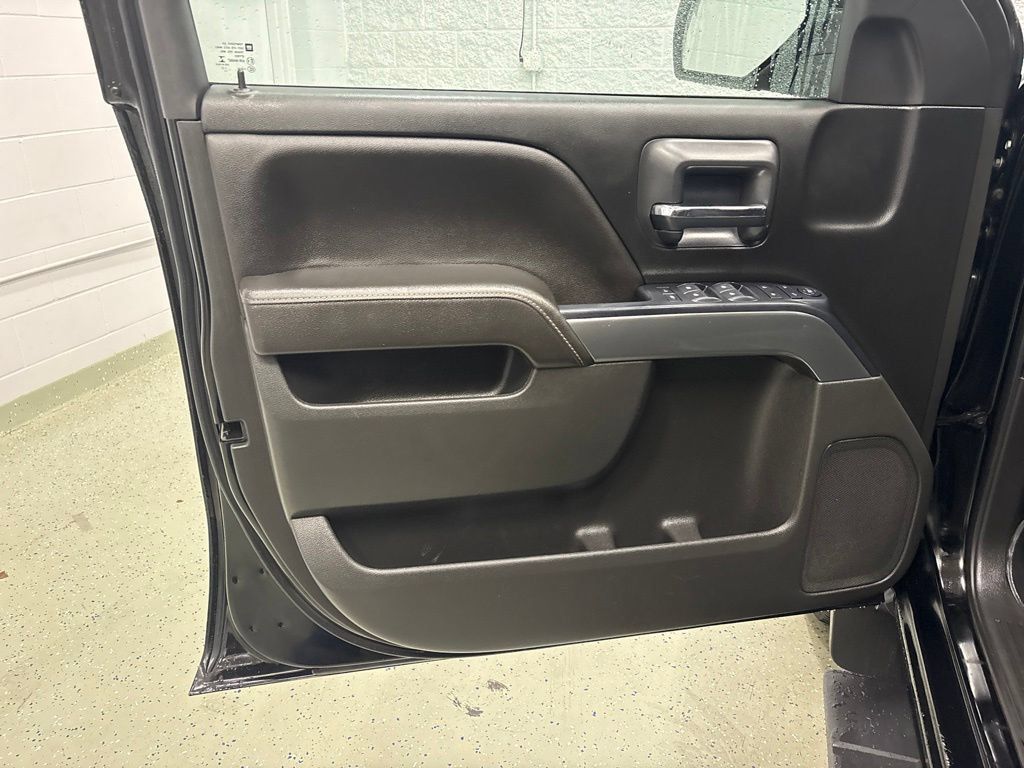 Used 2017 Chevrolet Silverado 1500 LT w/ All Star Edition AWD/4WD image 16