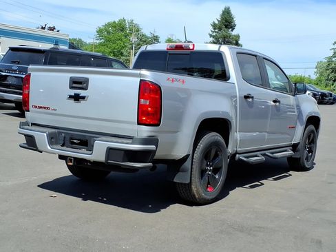 Used 2018 Chevrolet Colorado LT w/ Redline Special Edition AWD/4WD image 15