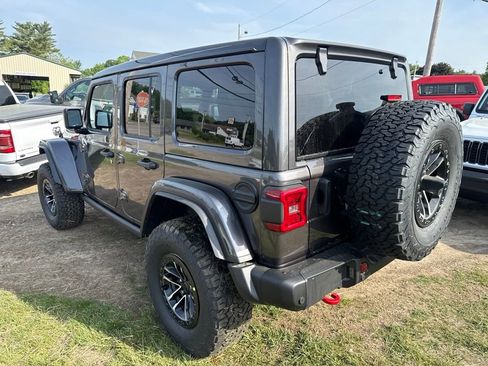 New 2026 Jeep Wrangler Unlimited Rubicon AWD/4WD image 3