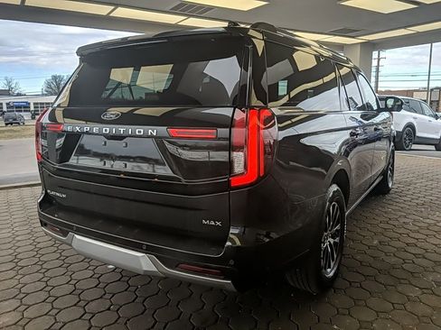 Used 2025 Ford Expedition Max Platinum image 5