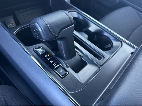 Used 2025 Ford F150 XLT w/ Equipment Group 302A MID image 33