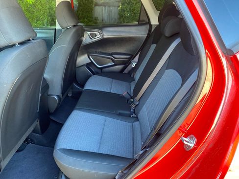 Used 2021 Kia Soul S FWD image 18