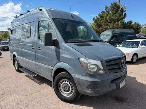 Used 2018 Mercedes-Benz Sprinter 2500 image 1
