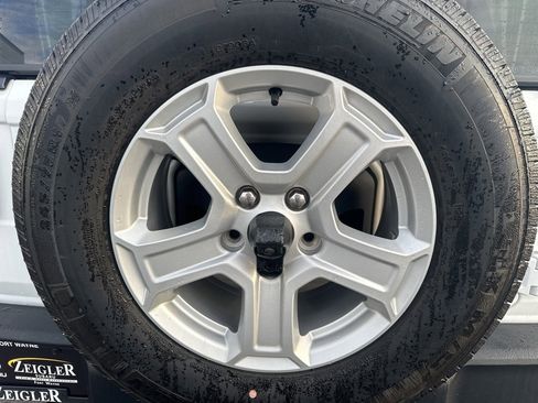 Used 2021 Jeep Wrangler Unlimited Sport image 28